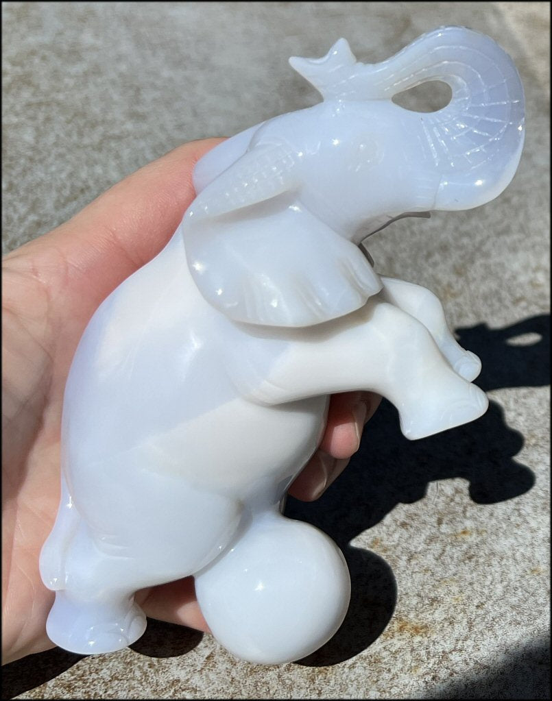 XL Agate LUCKY ELEPHANT Totem - Creativity, Harmony