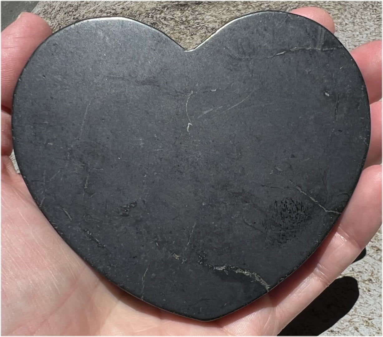 Heart Shaped SHUNGITE Charging Plate - Boost healing abilities, Connect with Mother Earth