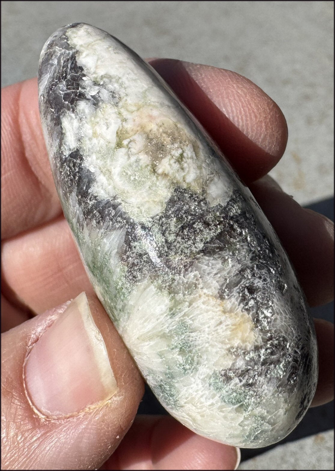Celadonite Pocket / Palm Stone - Connect with Nature Beings, Heart Chakra