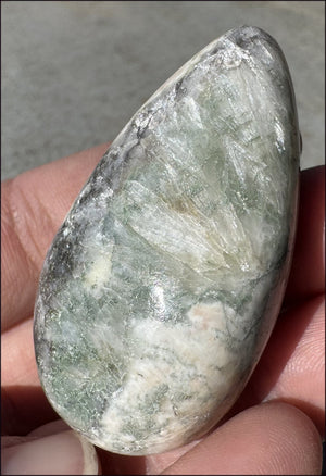 Celadonite Pocket / Palm Stone - Connect with Nature Beings, Heart Chakra