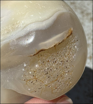 Agate Crystal Skull w/ Cool Lg. VUG - Harmony, Connect with Mother Earth