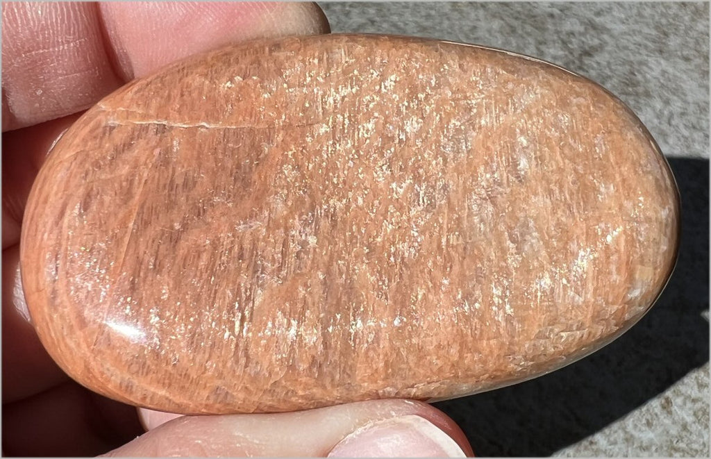 Madagascar PEACH MOONSTONE Pocket / Palm Stone with Fantastic Shimmer