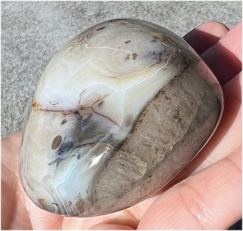 Stunning Madagascar Dendritic Agate Palm Stone - A gardener's stone!