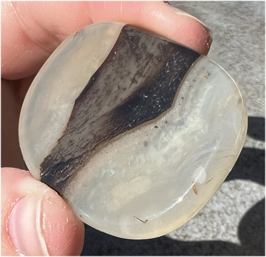 Beautifully Translucent AGATE Pocket / Palm Stone - Courage, Harmony