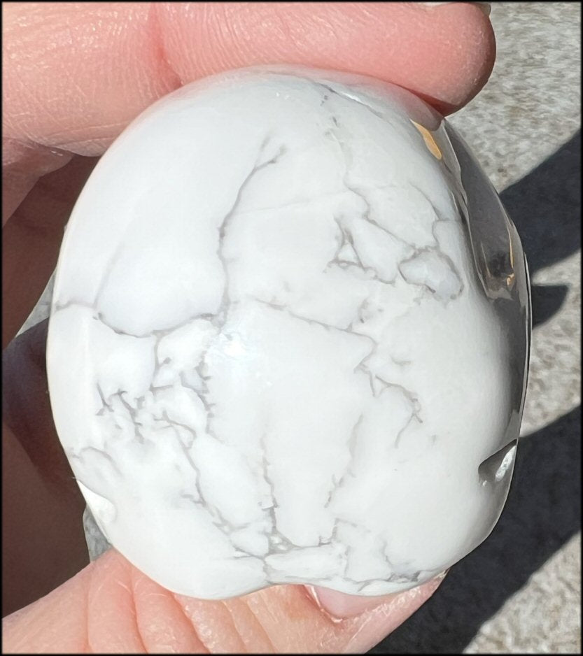 Howlite CRYSTAL SKULL - Combat Negativity, Calm Communication