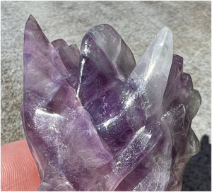 Fluorite DRAGON Crystal Skull - Great for meditation!